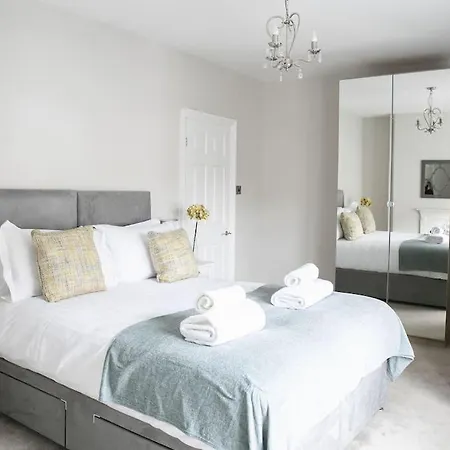 St Magnus House, Fabulous Town House Дом отдыха