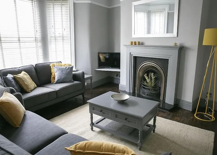 Nyaraló St Magnus House, Fabulous Town House *